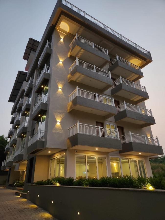 Hotel Wayfarer Porvorim Ngoại thất bức ảnh