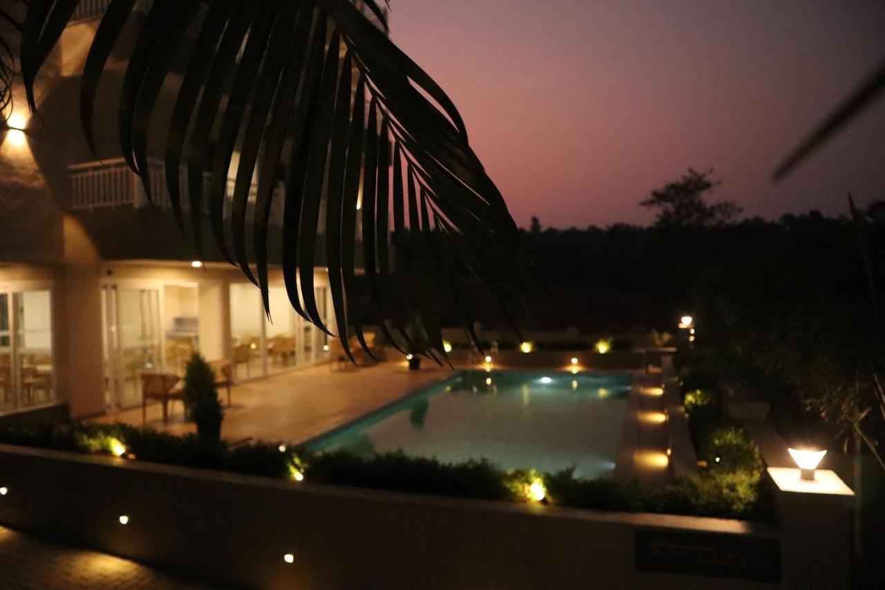Hotel Wayfarer Porvorim Ngoại thất bức ảnh